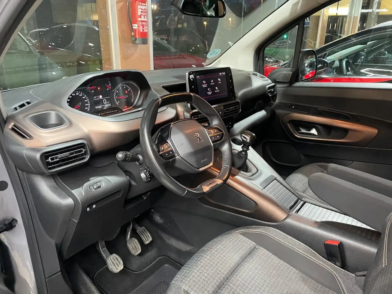 Peugeot Rifter GT Line - Foto 8