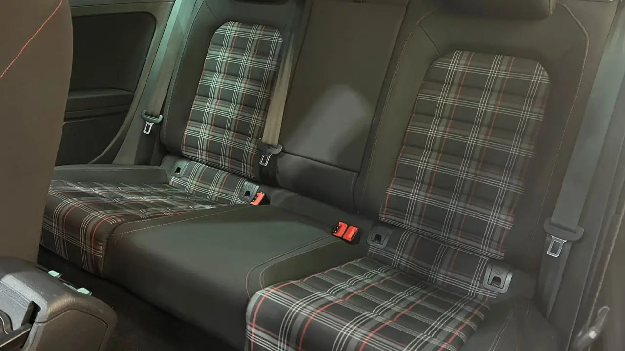 Volkswagen Golf GTI - Foto 6