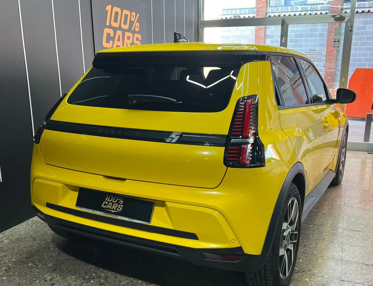 Renault 5 E-Tech - Foto 3