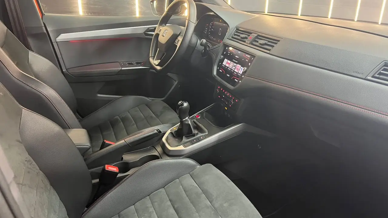 SEAT Arona FR - Foto 6