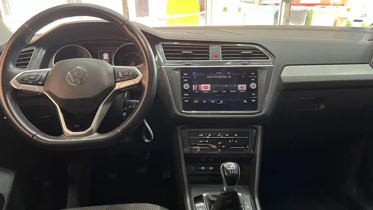 Volkswagen Tiguan - Foto 6