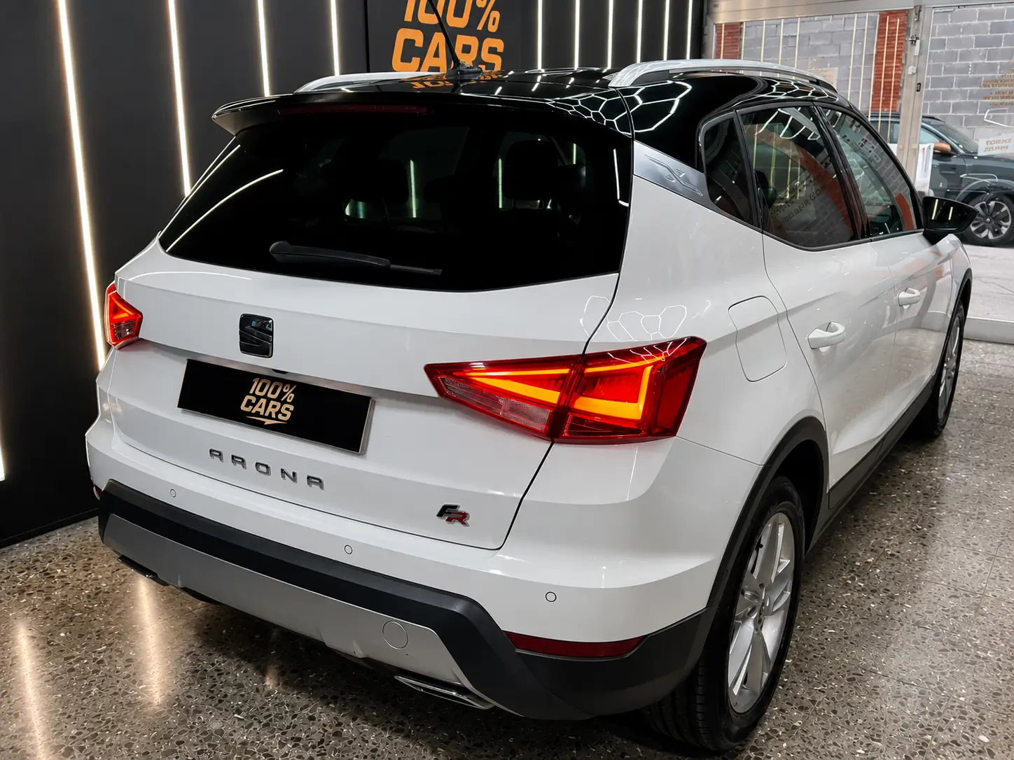 SEAT Arona FR - Foto 6